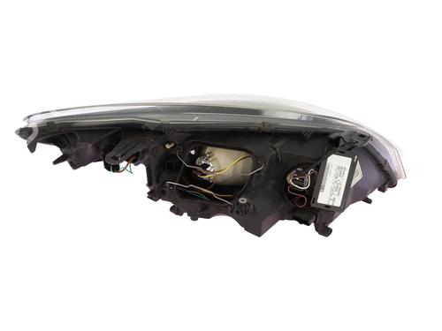 Used Left headlight Left headlight RENAULT MEGANE III Grandtour (KZ0/1) 1.5 dCi (KZ09, KZ0D, KZ1G, KZ29, KZ14, KZ1W, KZ10, KZ1F,... (110 hp) 33006170 33006170