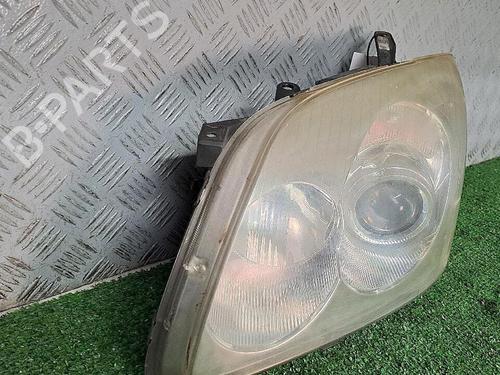 Left headlight TOYOTA AVENSIS Estate (_T25_) 2.0 D-4D (CDT250_, CDT250R) | BP29953019C28