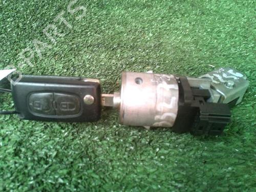 Used Ignition barrel Ignition barrel PEUGEOT 207 (WA_, WC_) 1.6 HDi (90 hp) 30074081 30074081