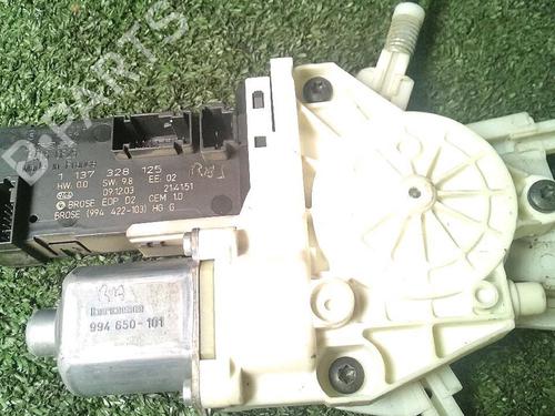Front left window mechanism PEUGEOT 407 (6D_) 2.0 HDi 135 (6DRHRH, 6DRHRE, 6DRHRG, 6DRHRJ) | BP30076146C22