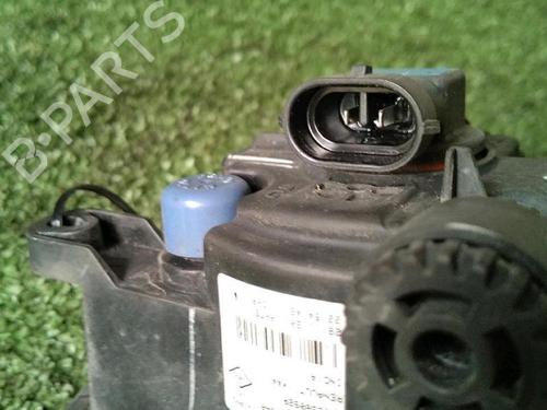 Left front fog light RENAULT TWINGO II (CN0_) 1.2 16V (CN04, CN0B) | BP29952557C30