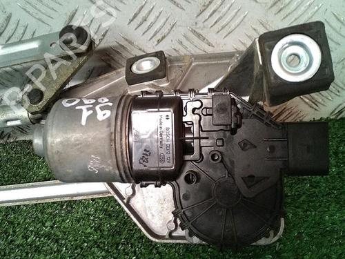 Used Front wiper motor FORD KUGA I 2.0 TDCi (136 hp) 30073839