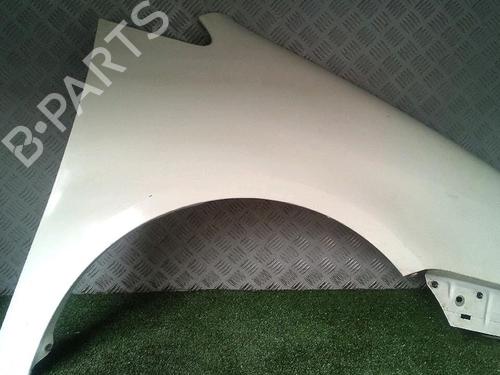 Used Right front fenders VW TOURAN (1T1, 1T2) 2.0 TDI (136 hp) 30076085