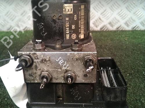 Used ABS pump AUDI A3 Sportback (8PA) 2.0 TFSI (200 hp) 30073631