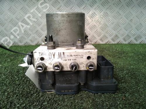 Used ABS pump AUDI A1 Sportback (8XA, 8XF) 1.0 TFSI (95 hp) 18342777