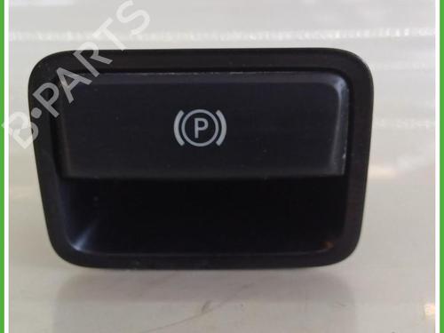 switch-mercedes-benz-a-class-w176-2012-2013-2014-2015-2016-2017-2018-40141863 main image