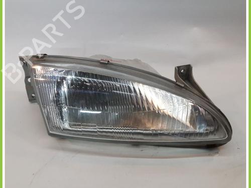 Faro destro HYUNDAI LANTRA II Estate (J-2) 1.5 12V (88 hp) 13612878