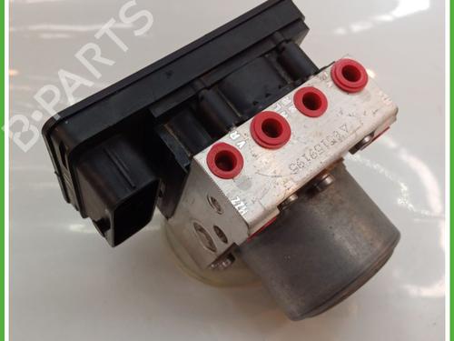 Used ABS pump FIAT 500L (351_, 352_) 1.4 (199LYB1B) (95 hp) 18863804
