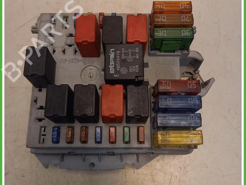 Used Fuse box Fuse box FIAT PUNTO (188_) 1.4 (95 hp) 40075609 40075609