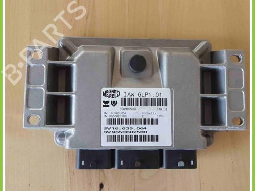 Used Engine control unit (ECU) PEUGEOT 307 (3A/C) 2.0 16V (136 hp) 13372232