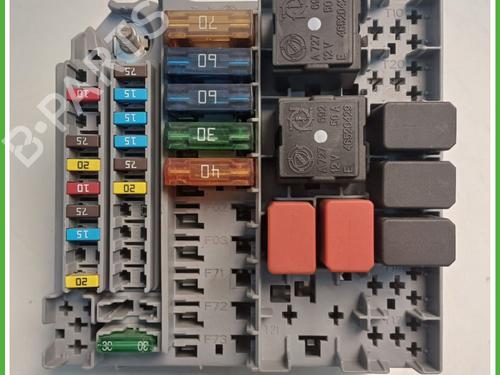 Used Fuse box FIAT PANDA (169_) 1.1 (169.AXA1A) (54 hp) 25627186