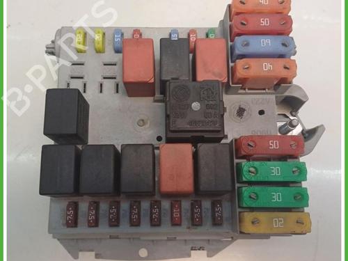 Used Fuse box Fuse box FIAT BRAVO II (198_) 1.6 D Multijet (198AXL1B) (120 hp) 40142584 40142584