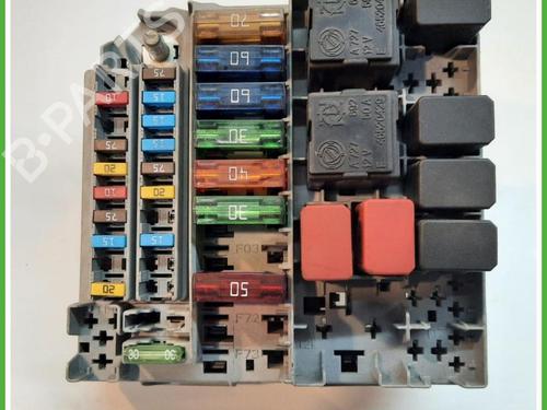 Used Fuse box Fuse box CITROËN C2 (JM_) 1.4 HDi (68 hp) 40133842 40133842