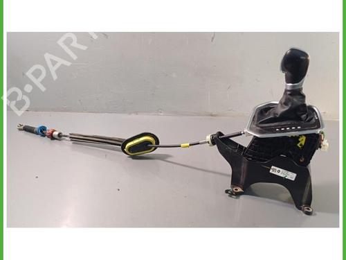 Used Gear lever Gear lever RENAULT CLIO V (B7_) 1.6 E-TECH 140 (B7MU) (140 hp) 40142519 40142519