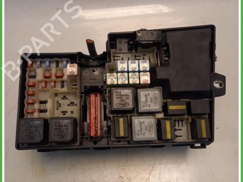 Used Fuse box Fuse box FORD FOCUS II (DA_, HCP, DP) 1.6 TDCi (109 hp) 40073310 40073310