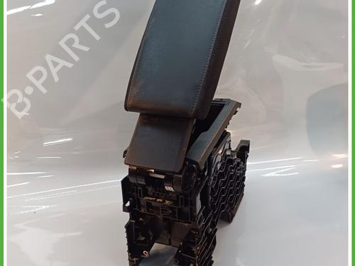 Armrest / Center console PEUGEOT 2008 II (UD_, US_, UY_, UJ_, UR_, UC_) 1.2 PureTech 130 (USHNS, URHNS) | BP17974443I20 