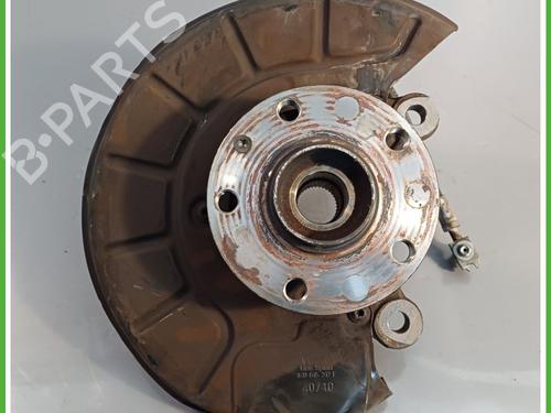 Used Right front steering knuckle VW TOURAN (1T3) 1.6 TDI (105 hp) 18875156