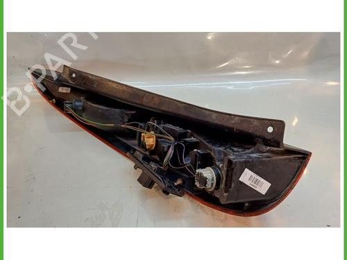 Right taillight FORD FIESTA V (JH_, JD_) 1.4 TDCi | BP16289275C35 