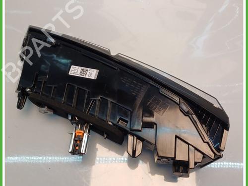 Left taillight PEUGEOT 308 SW III (FC_, FJ_, FR_, F4_, FN_) PureTech 130 (FRHNSL, FRHNST) | BP26902355C34 