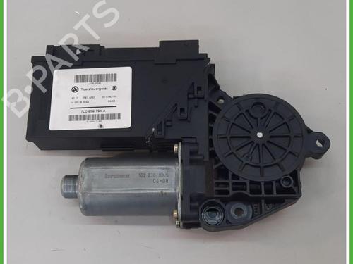 Used Right rear window motor Right rear window motor PORSCHE CAYENNE (9PA) 3.2 (250 hp) 40134832 40134832