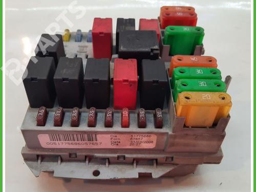 Fuse box FIAT BRAVO II (198_) 1.4 (198AXA1B) | BP11962987E1 