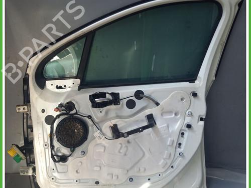 Right front door PEUGEOT 208 I (CA_, CC_) 1.4 GPL | BP27566692C3