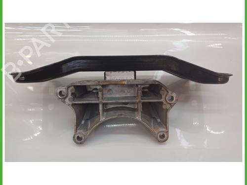 Engine mount MERCEDES-BENZ C-CLASS T-Model (S204) C 220 CDI (204.202) (170 hp) 17554245