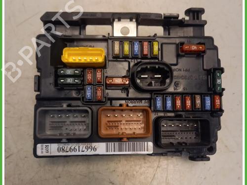 Used Fuse box Fuse box PEUGEOT 207 Hatchback Van (WA_, WC_) 1.4 HDi (68 hp) 40075207 40075207