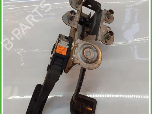 Pedal RENAULT MEGANE III Grandtour (KZ0/1) 1.5 dCi (KZ09, KZ0D, KZ1G, KZ29, KZ14, KZ1W, KZ10, KZ1F,... | BP17633329I4 