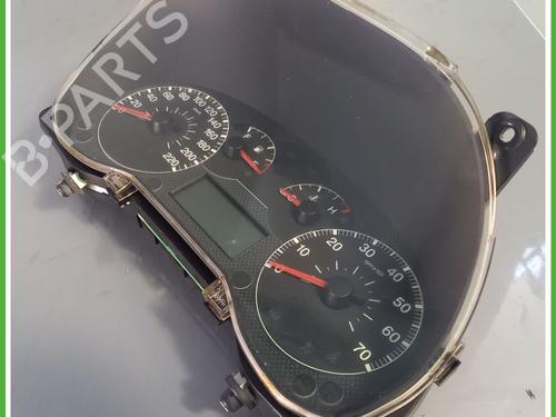 Instrument cluster FIAT GRANDE PUNTO (199_) 1.4 (199AXB11, 199AXB1A, 199BXB1A, 199AXL1A) | BP30096833C47