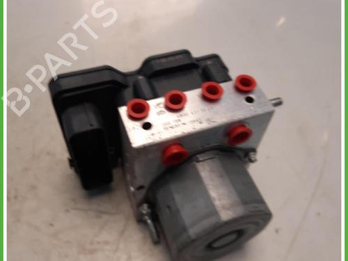 Used ABS pump ABS pump MERCEDES-BENZ GLA-CLASS (X156) GLA 220 d (156.903) (177 hp) 40073058 40073058
