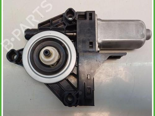 Left front window motor VOLVO V40 Hatchback (525) D2 | BP40143183E21 - Image 4