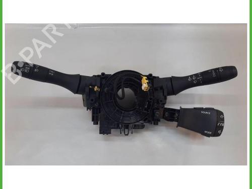 switch-dacia-sandero-iii-2021-40134599 main image