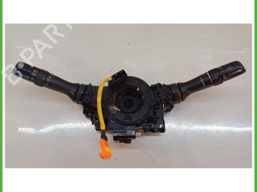 switch-toyota-prius-_w3_-2008-2009-2010-2011-2012-2013-2014-2015-2016-40138106 main image