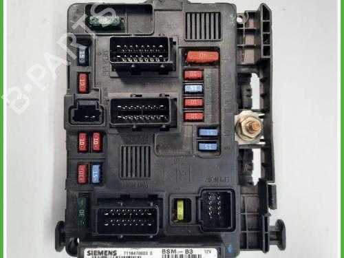 Used Fuse box Fuse box VW GOLF IV (1J1) 1.9 TDI (110 hp) 40131877 40131877