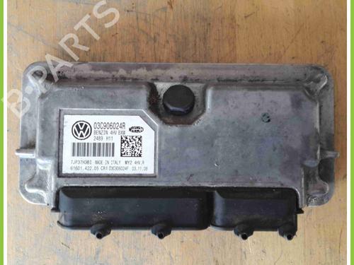 Used Engine control unit (ECU) SKODA ROOMSTER (5J7) 1.4 (86 hp) 13319367