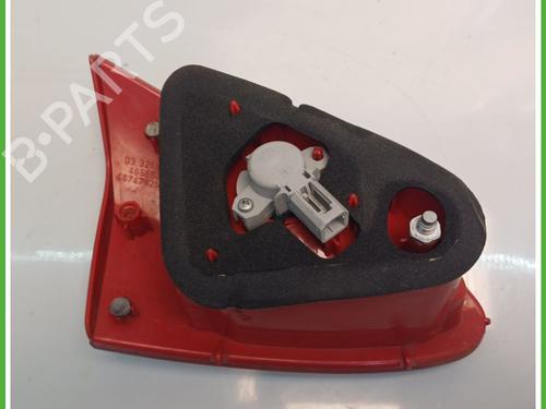 Right taillight ALFA ROMEO 147 (937_) 1.9 JTD (937.AXD1A, 937.BXD1A, 937.AXV1A, 937.BXB1A,... | BP27409865C35 