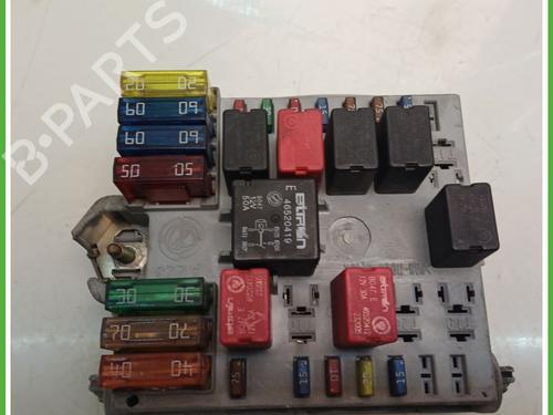 Used Fuse box FIAT PUNTO (188_) 1.2 60 (188.030, .050, .130, .150, .230, .250) (60 hp) 30962154