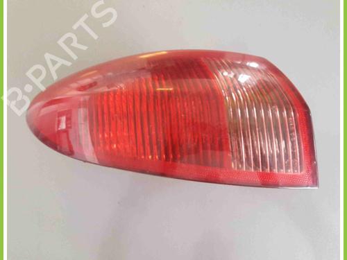 Used Left taillight ALFA ROMEO 147 (937_) 1.9 JTD (937.AXD1A, 937.BXD1A, 937.AXV1A, 937.BXB1A,... (115 hp) 13629193