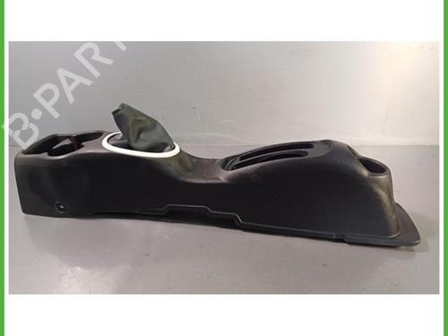 middle-console-nissan-micra-iv-k13k-k13kk-2010-40144232 main image