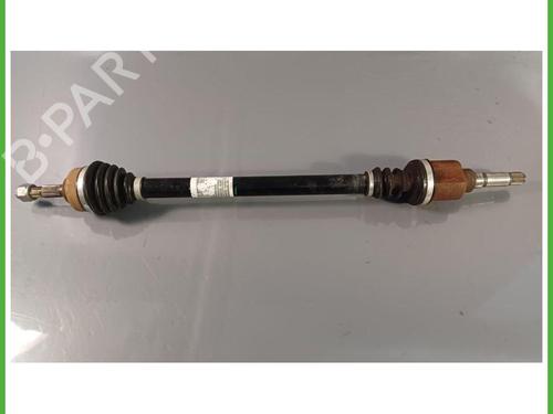 Used Right front driveshaft Right front driveshaft CITROËN C3 III (SX) 1.2 PureTech 82 (83 hp) 40140047 40140047