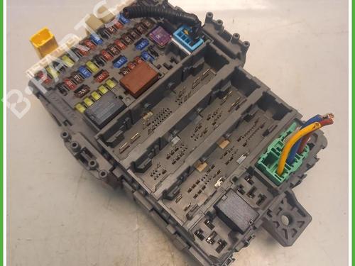 fuse-box-honda-cr-v-iv-rm_-2012-40073939 main image