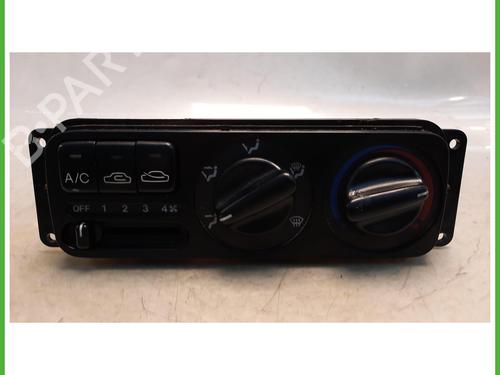 Used Climate control Climate control HYUNDAI ACCENT I (X-3) 1.3 i 12V (84 hp) 40074697 40074697