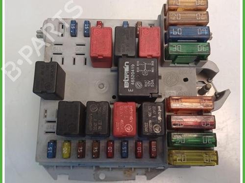 Used Fuse box Fuse box LANCIA YPSILON (843_) 1.2 (843.AXB1A) (80 hp) 40143905 40143905