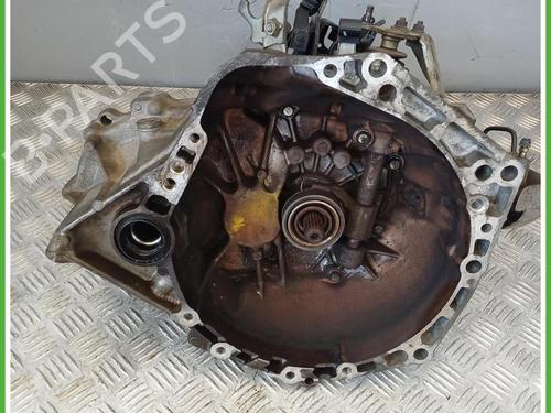 Used Gearbox Gearbox TOYOTA YARIS (_P9_) 1.0 VVT-i (KSP90_, KSP90R) (69 hp) 40074297 40074297