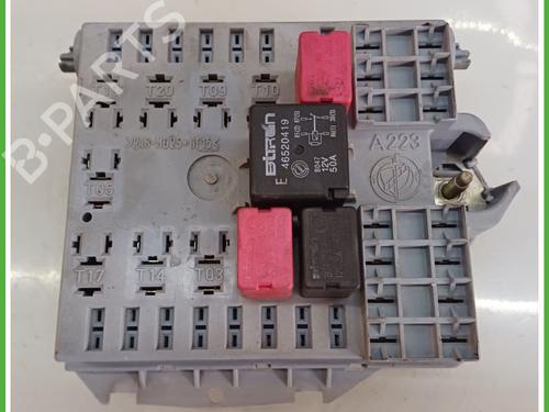 Used Fuse box FIAT PUNTO (188_) 1.2 60 (188.030, .050, .130, .150, .230, .250) (60 hp) 20233656