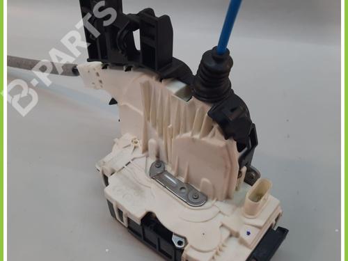 Front left lock MERCEDES-BENZ GLA-CLASS (X156) GLA 200 CDI / d (156.908) | BP11719883C98 