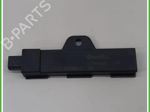Used Control unit Control unit BMW 1 (F40) 118 d (150 hp) 40134053 40134053