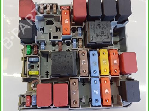 Used Fuse box FIAT PUNTO EVO (199_) 1.3 D Multijet (199AXC1A, 199BXC1A, 199AXT1A, 199BXT1A) (75 hp) 19084003