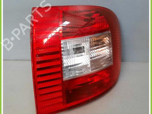 Used Right taillight FIAT MULTIPLA (186_) 1.6 (186AXC1A, 186BMC1A, 186BXC1A) (103 hp) 13628987
